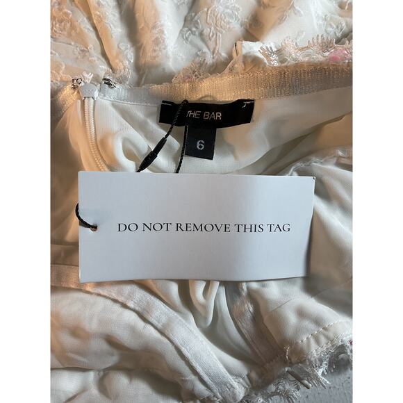 The Bar White Jade Dress Size 6 - NWT - Picture 5 of 6